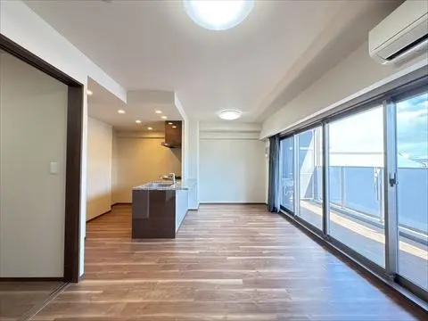 ヴィークコート一社