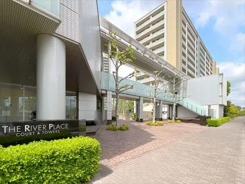 ザ・リバープレイスガーデンコート