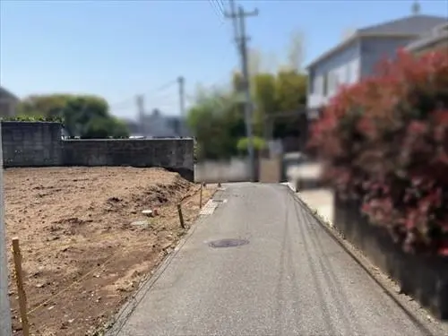 前面道路（北側から撮影）