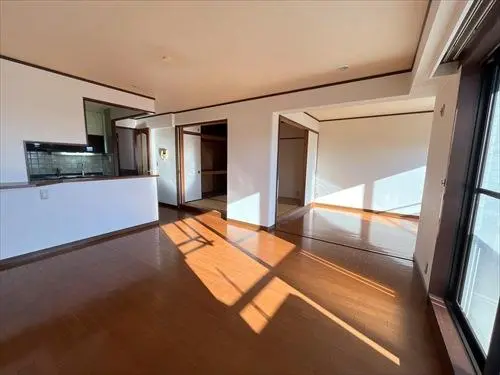 ジーオー鹿子マンション