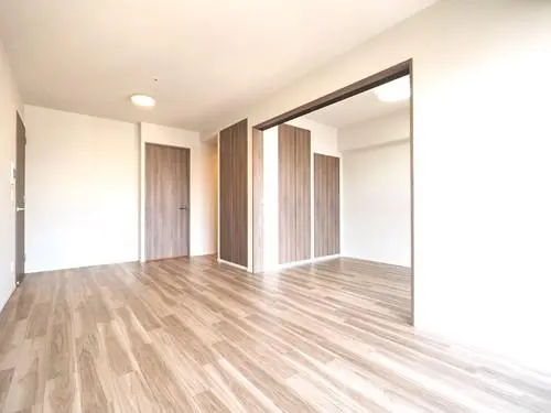 ローレルタワー御堂筋本町