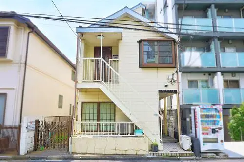 外観【現地写真２０２５年５月撮影】