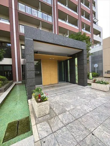 ＴＨＥ　ＫＯＳＵＧＩ　ＴＯＷＥＲ