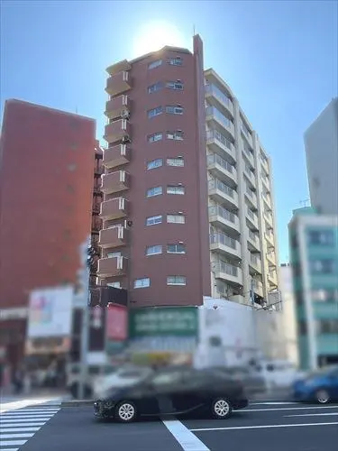 鶯谷日伸ハイツ