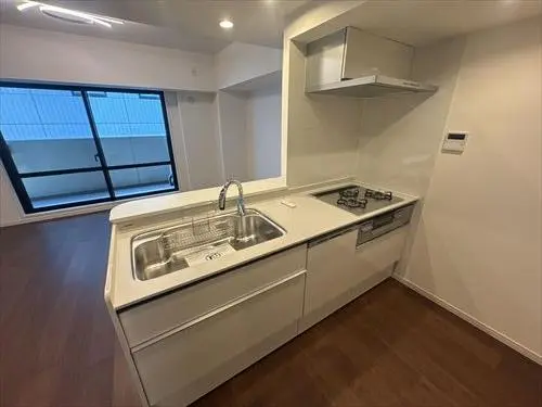 モア・クレスト築地