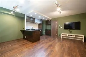 プレサンスグラン泉