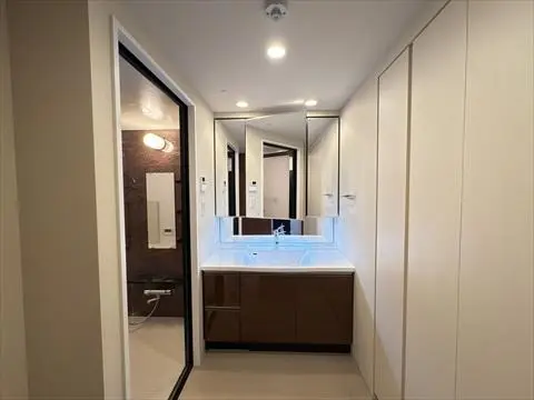 ヴィークコート一社