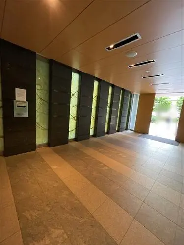 ＴＨＥ　ＫＯＳＵＧＩ　ＴＯＷＥＲ