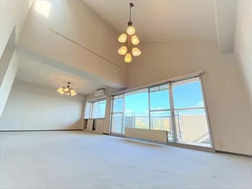 ＲＩＣウエストコート五番街