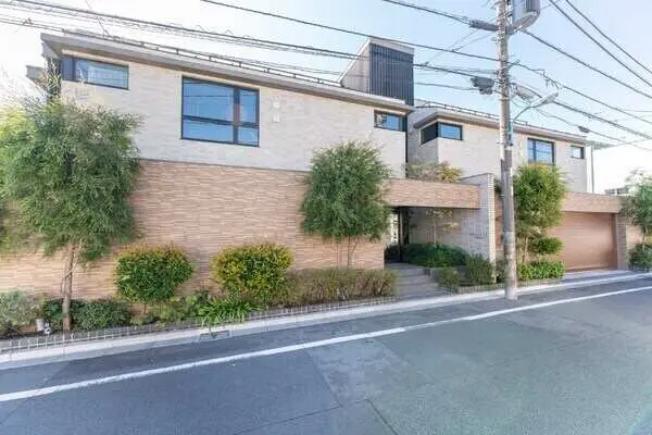 リリーゼ目白近衛町