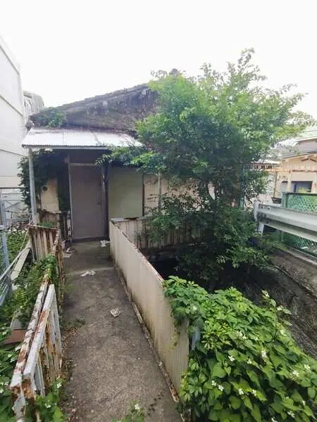 東京都新宿区南元町 土地