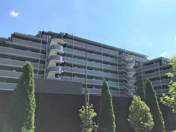 ファミール三鷹グランデージ