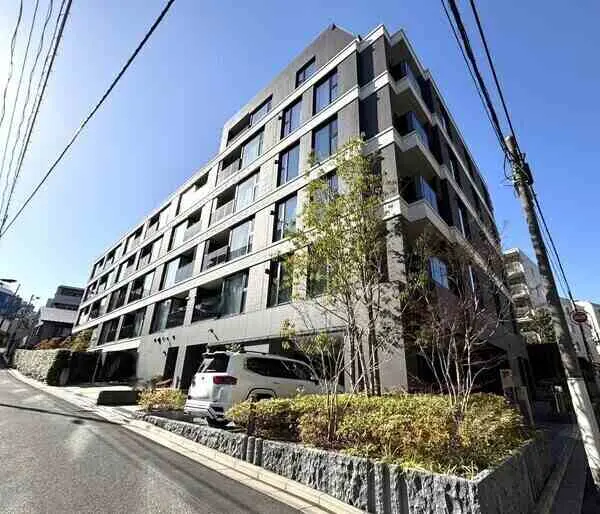 ブランズ神楽坂