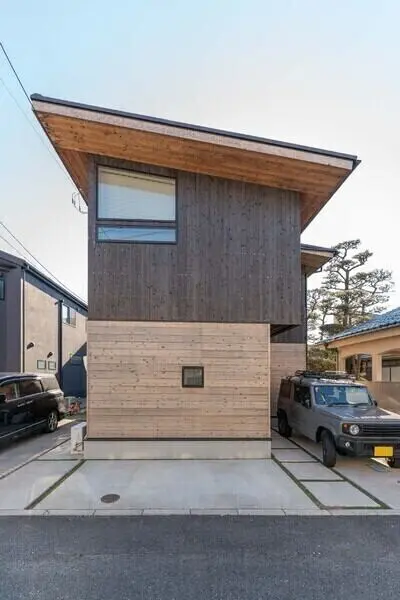 神奈川県藤沢市片瀬海岸２丁目 一戸建て