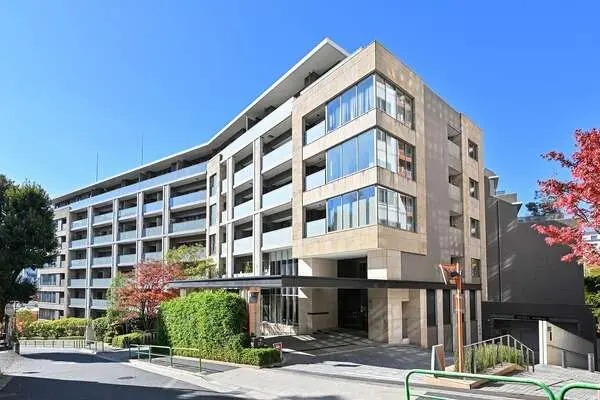 ブランズ麻布狸穴町