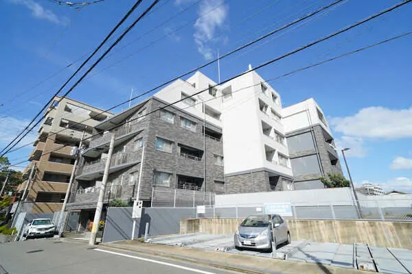 グランディア百道浜通り