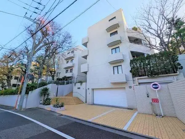 イースタンホームズ若林