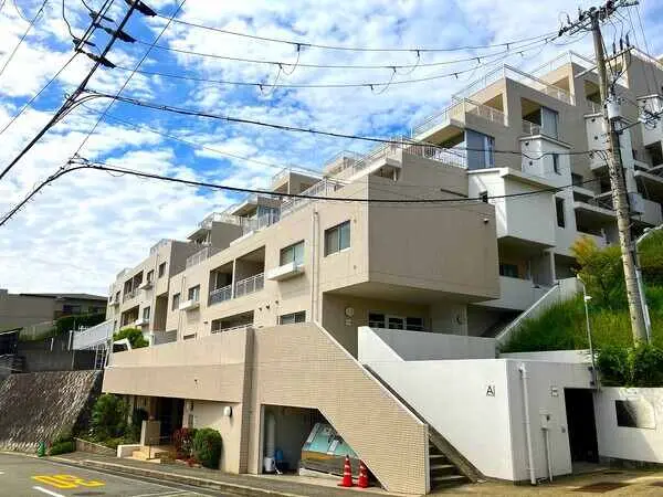 ロイヤルヒルズ箕面