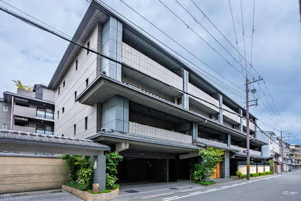 プレミスト京都御所西室町通