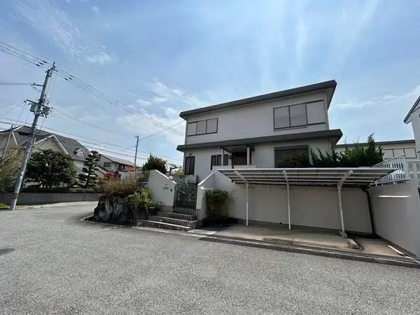 兵庫県三田市あかしあ台１丁目 一戸建て
