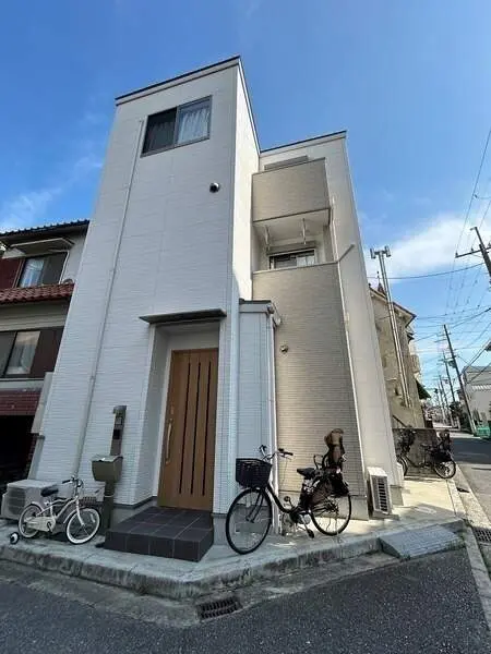 兵庫県西宮市上之町 一戸建て