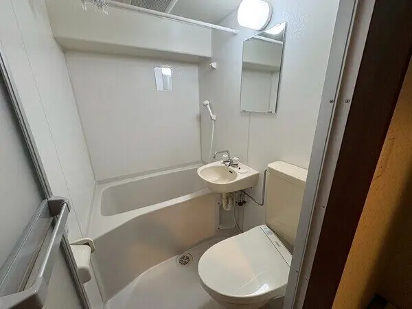 赤門ロイヤルハイツ