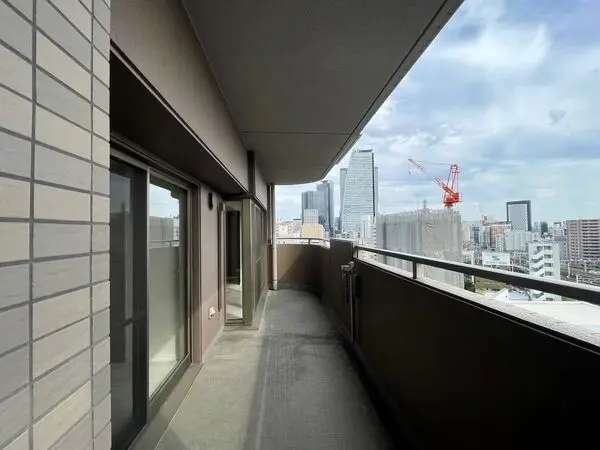 ラドーニ則武　天空の館