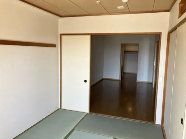 RICイーストコート11番街 4番館