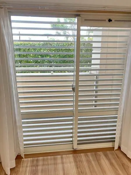 RICイーストコート11番街 3番館