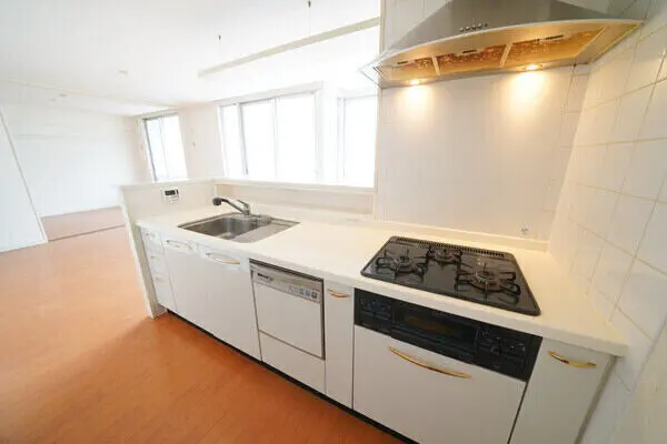 MJR香椎プレシャス