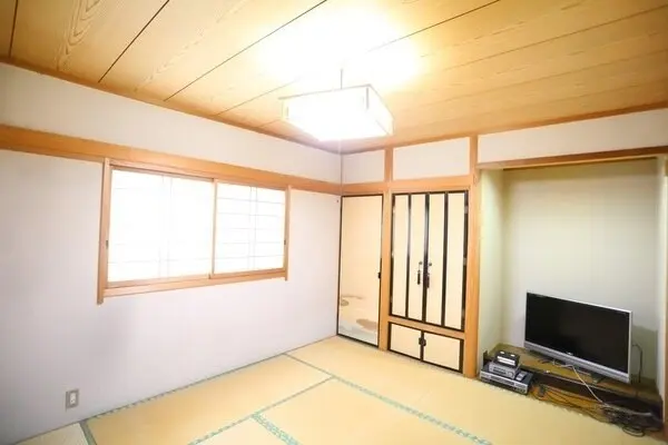 愛知県名古屋市昭和区吹上町１丁目 一戸建て