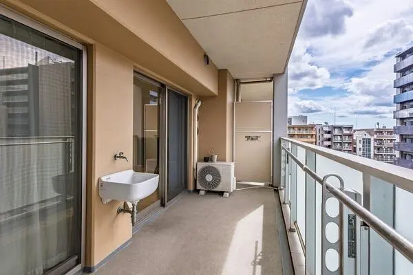 クレヴィア江坂イーストサイド