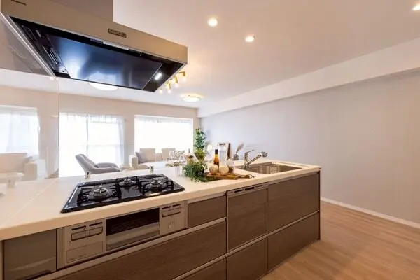 RICウエストコート5番街2番館