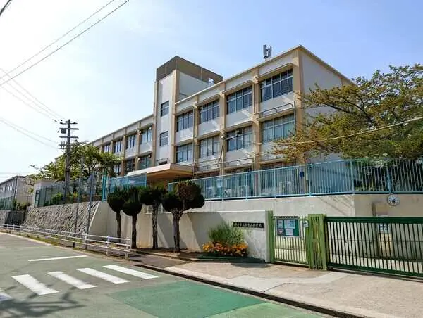 兵庫県神戸市垂水区小束山本町２丁目 土地