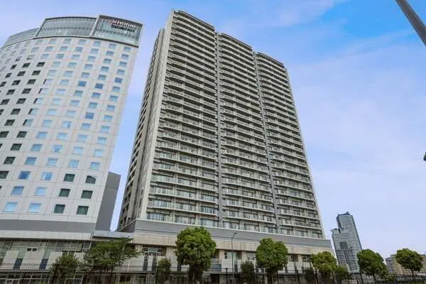 BLUE HARBOR TOWER（ブルーハーバータワー）みなとみらい