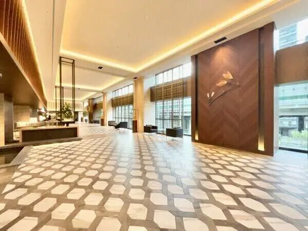 白金ザ・スカイ