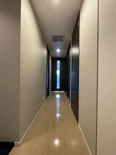 キャピタルマークタワー