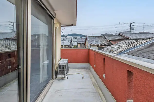 京都府京都市東山区大和大路通五条下る東入石垣町東側 一戸建て