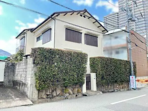 建築条件はありません。お好きなハウスメーカーや工務店で建築可能なため、理想の住まいが叶いそうです。