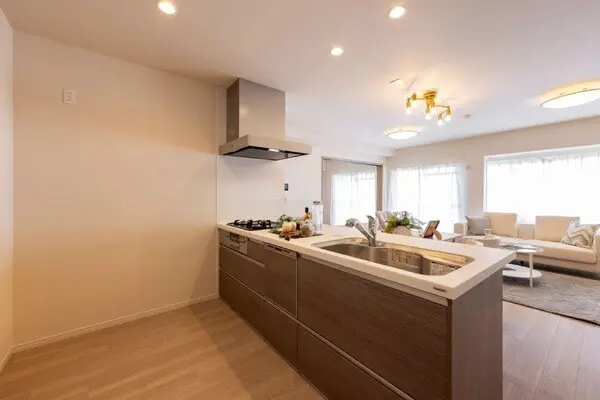 RICウエストコート5番街2番館