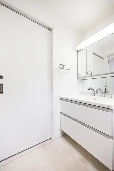 東京都文京区本駒込４丁目 一戸建て