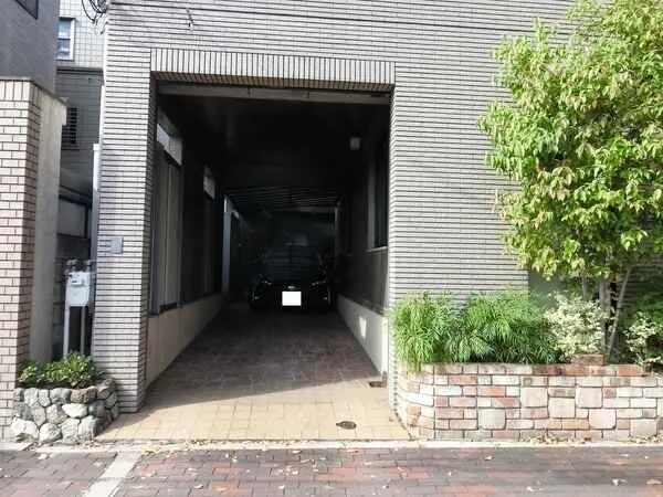 兵庫県尼崎市東園田町９丁目 一戸建て