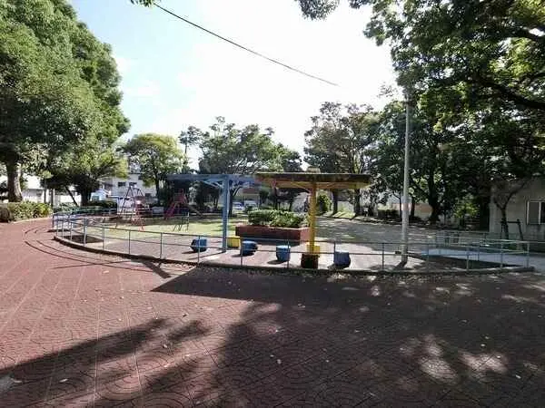 兵庫県尼崎市東園田町９丁目 一戸建て