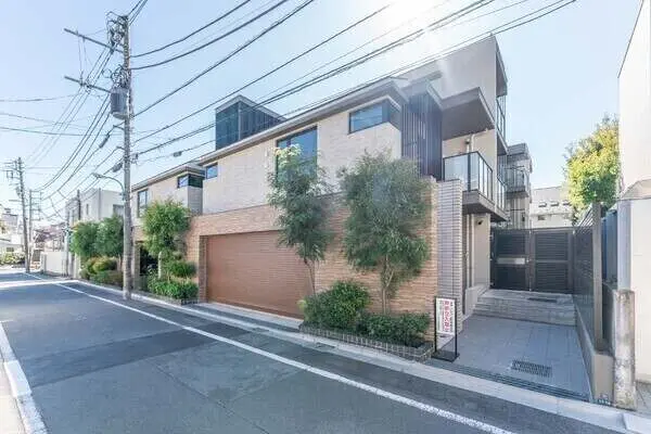 リリーゼ目白近衛町
