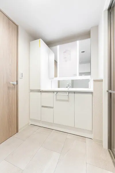 アンソレイユ湯島三組坂