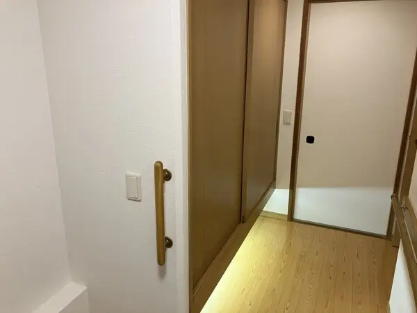RICイーストコート11番街 2番館
