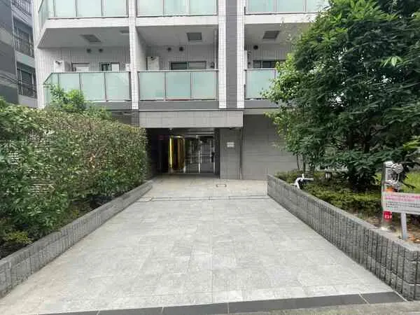 グローリオ新宿夏目坂