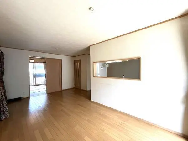 神奈川県横浜市磯子区岡村７丁目 一戸建て