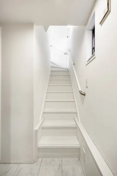 東京都文京区本駒込４丁目 一戸建て