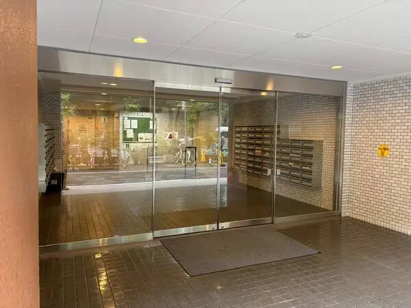 赤門ロイヤルハイツ